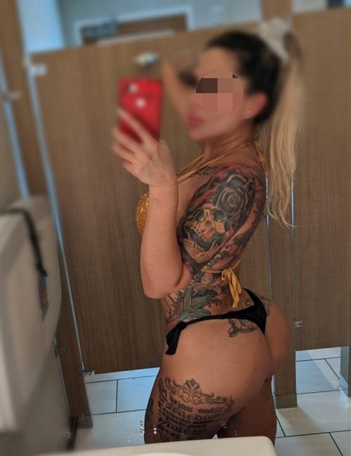 Kışkırtıcı escort Jennifa