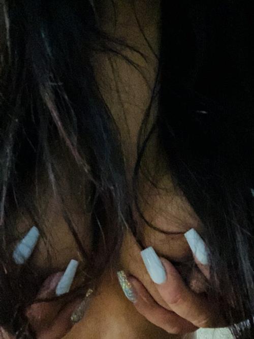 Doğal büyük göğüsler Niesha escort